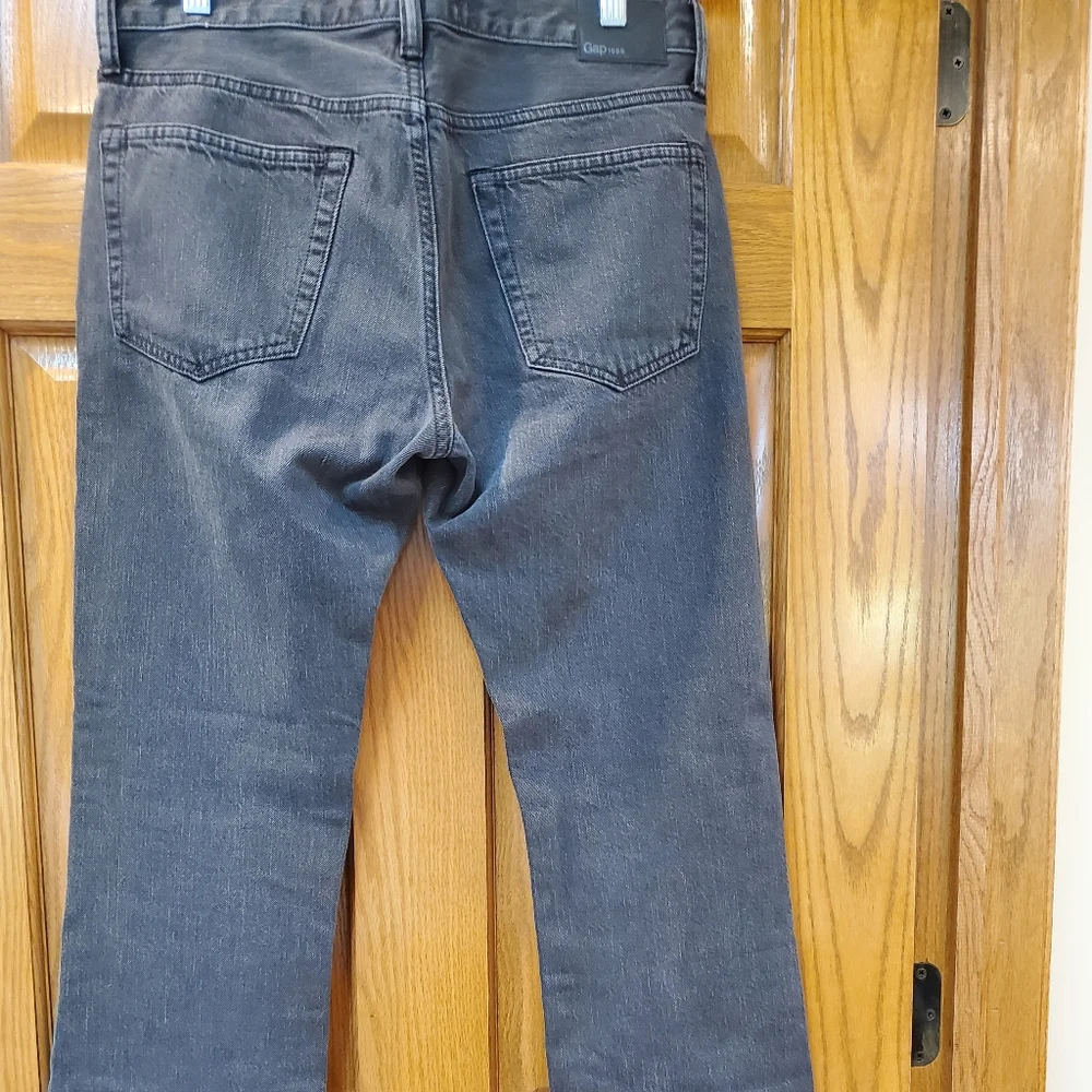 GAP Men’s Bootcut Jeans in Washed Black